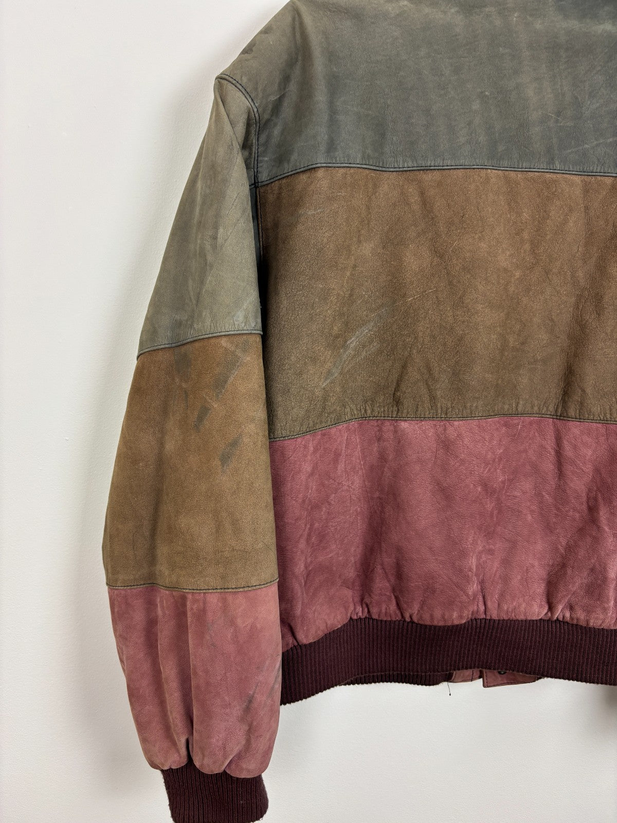 1990s Vintage International Outerwear Suede Bomber Jacket