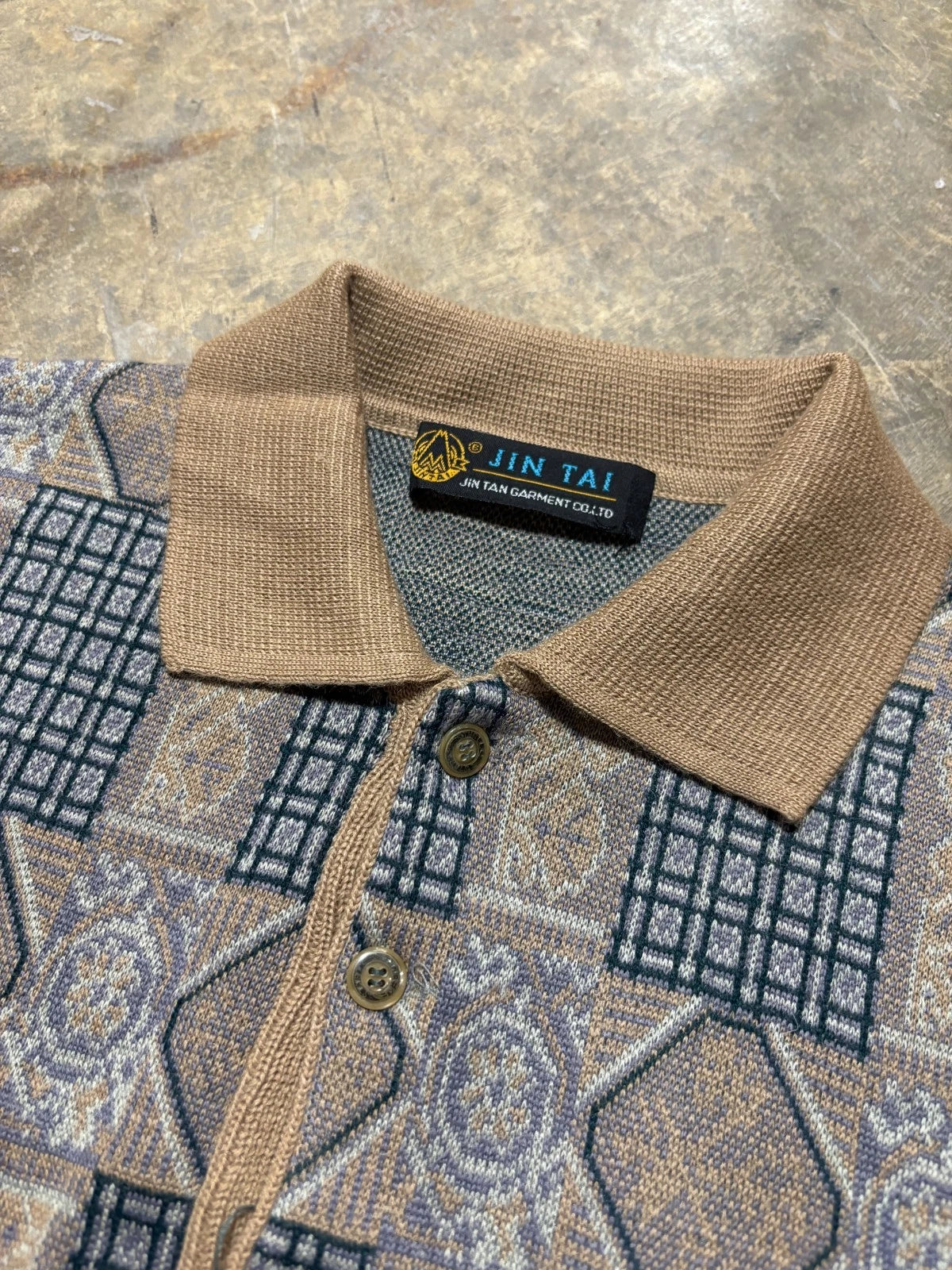 Vintage Quarter Button Knit Sweater / Jin Tai / Size Medium / Earth Tone Colors