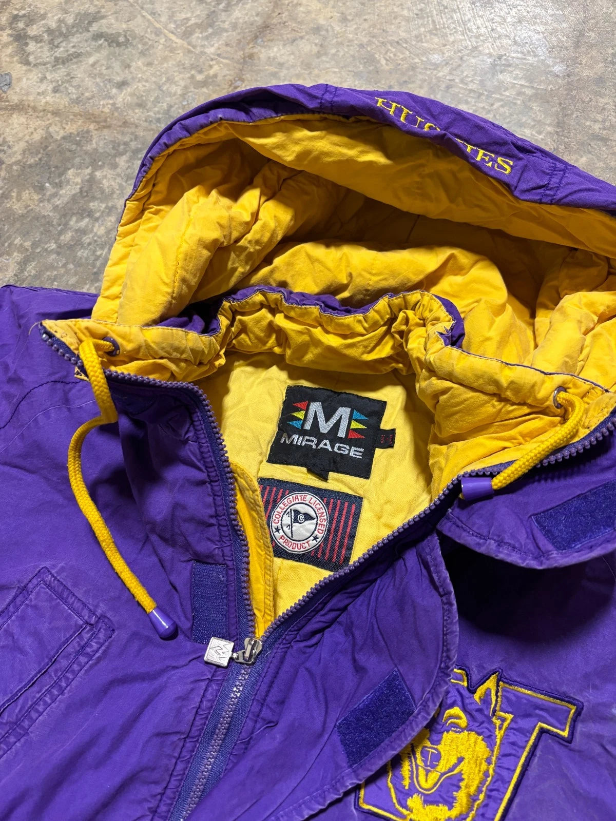 Vintage 1990s University Of Washington Huskies Jacket / NCAA / Purple Size Small