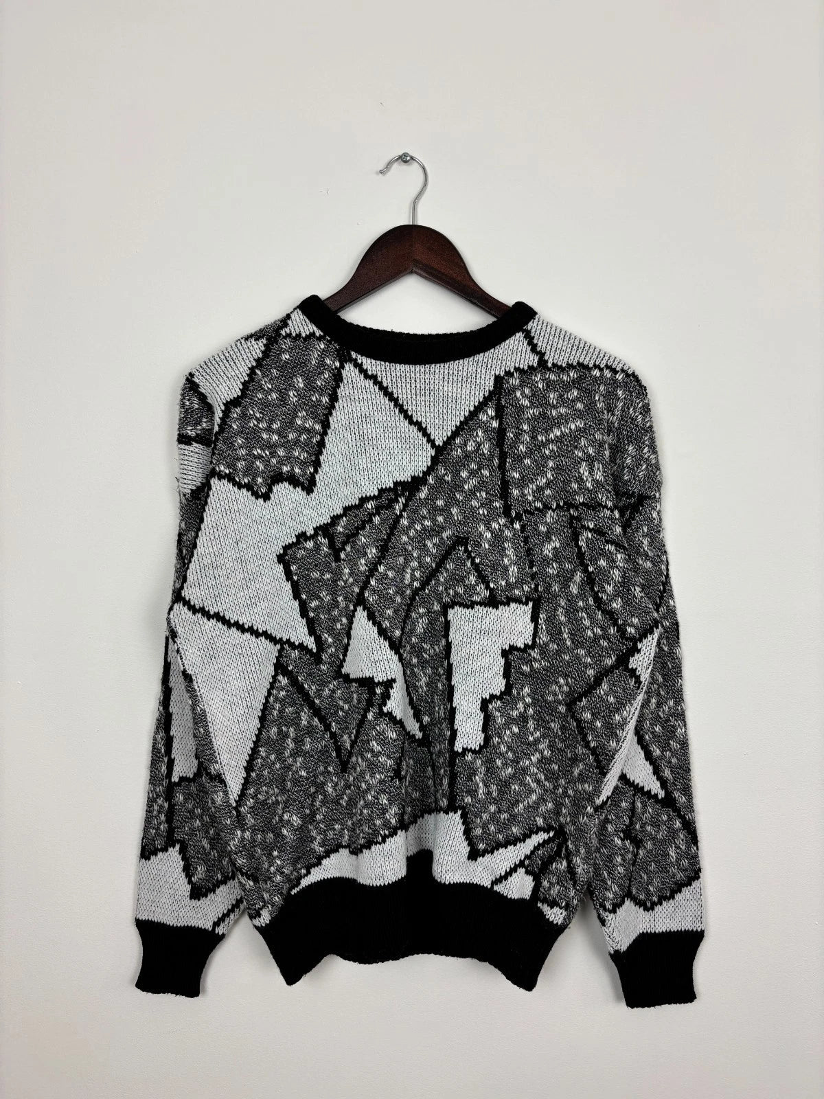 Vintage 1990s Gray Abstract Pattern Knit Sweater - Size Large