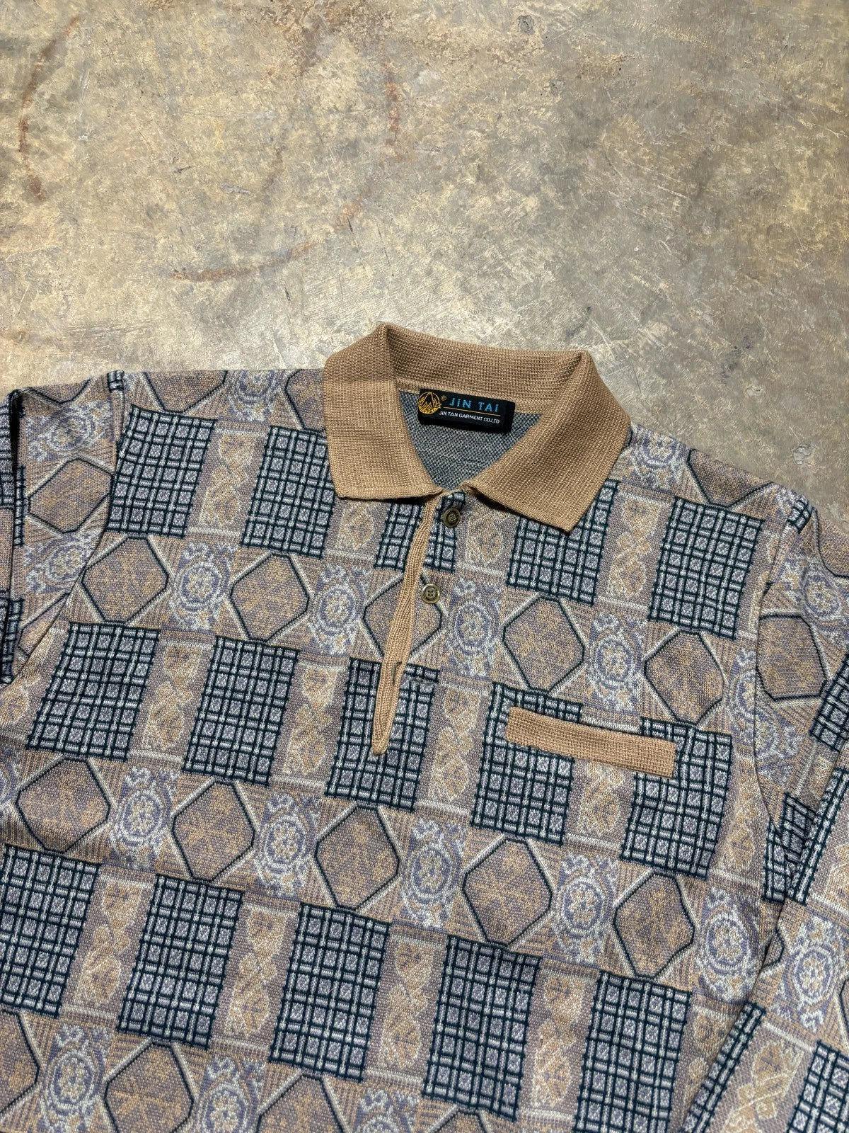 Vintage Quarter Button Knit Sweater / Jin Tai / Size Medium / Earth Tone Colors