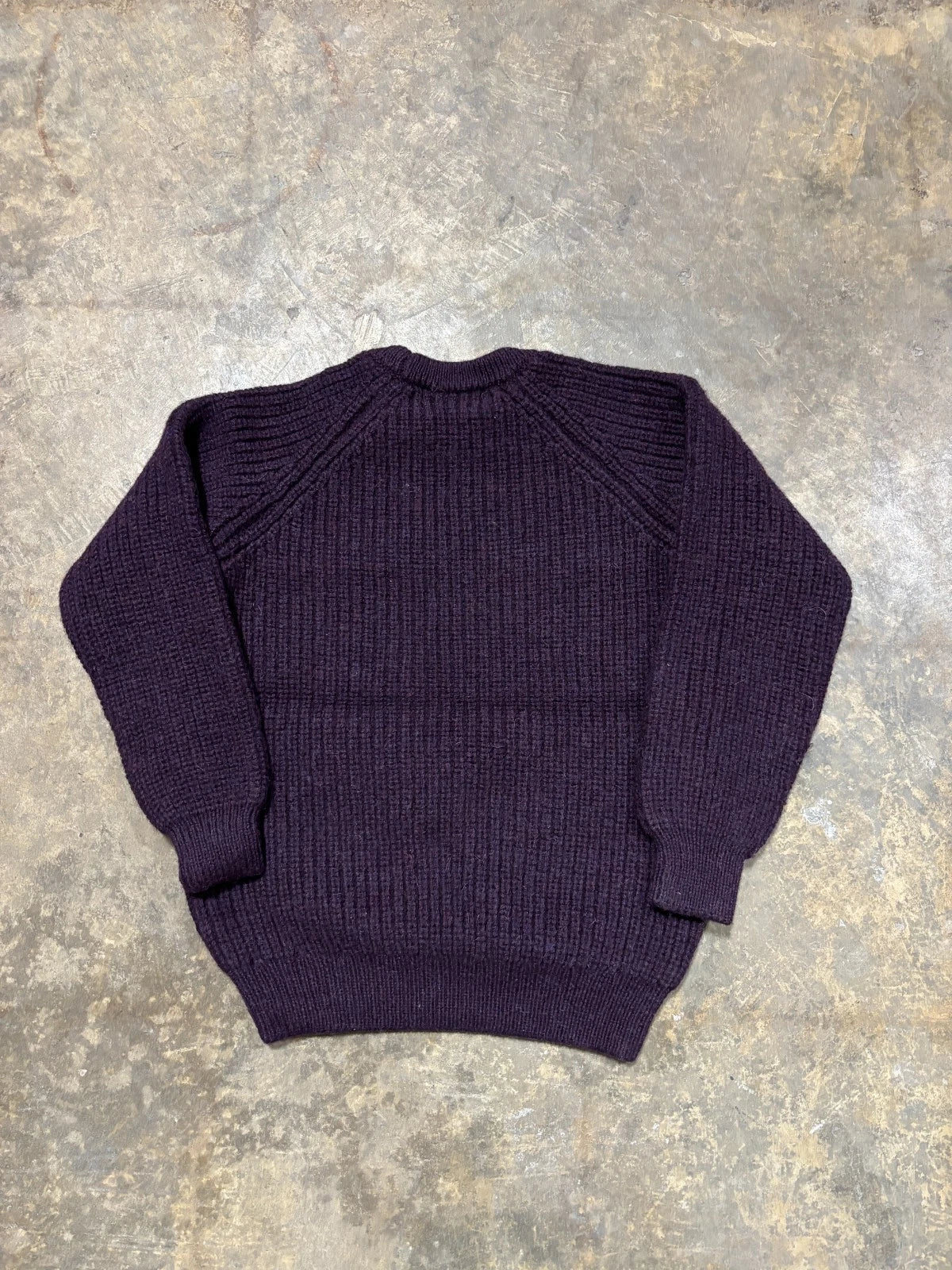 Vintage Ireland 100% Wool Pullover Sweater / Size Small / Purple