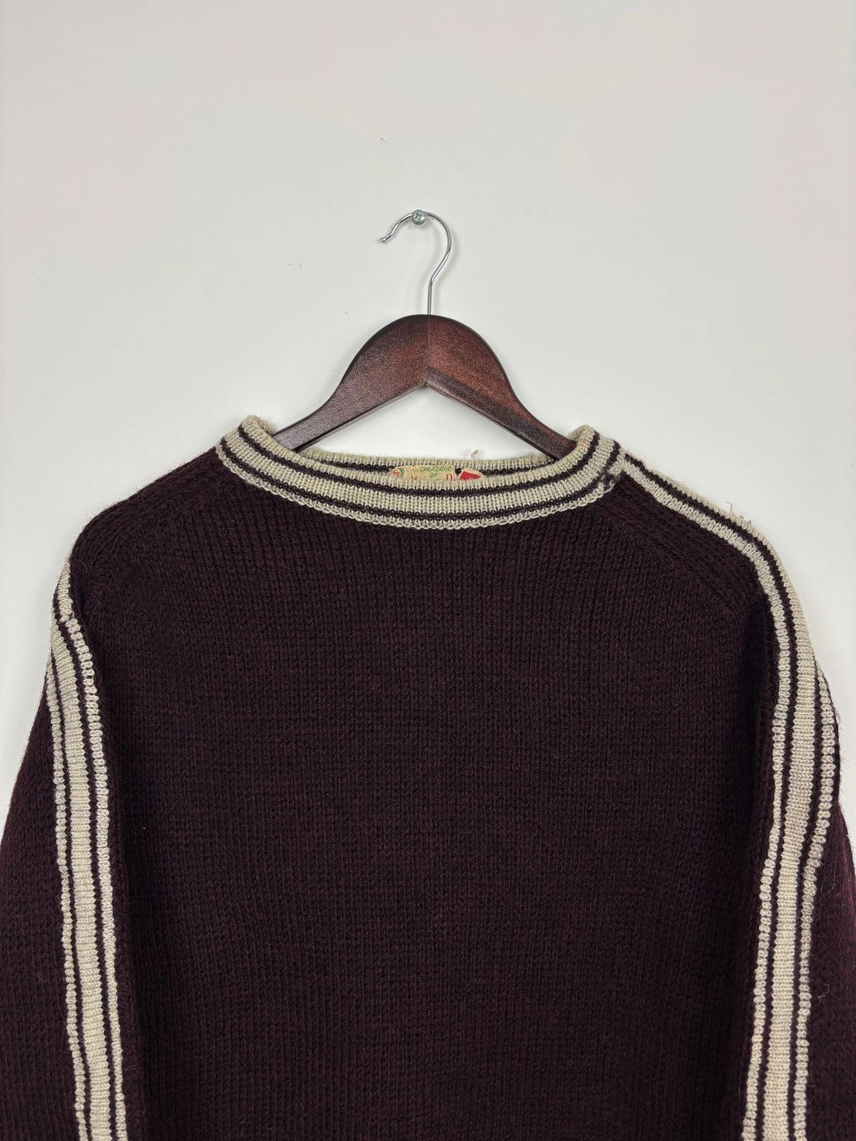 Vintage 1980s Maroon Cropped Italian Chunky Wool Knit Sweater - Size Medium