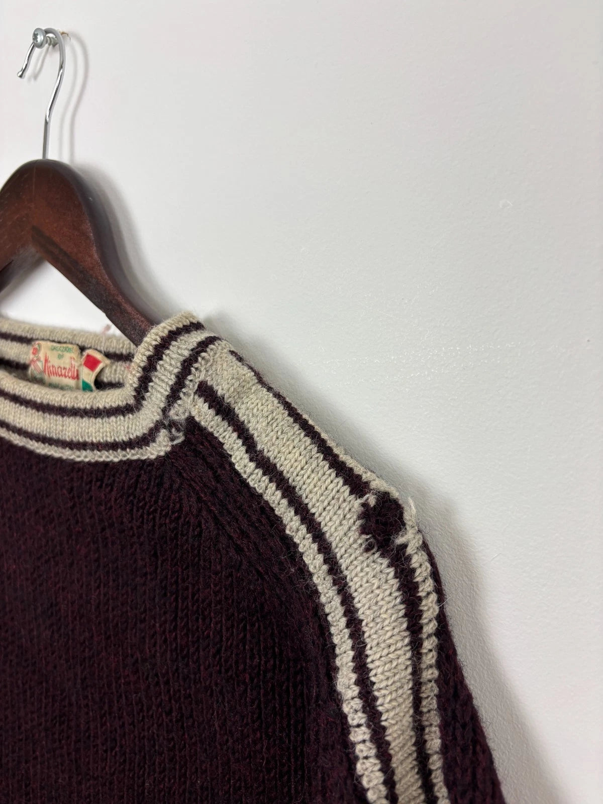 Vintage 1980s Maroon Cropped Italian Chunky Wool Knit Sweater - Size Medium