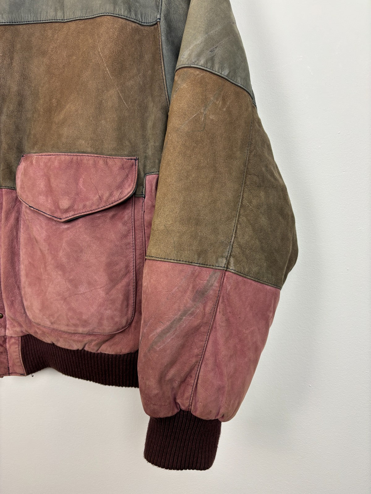 1990s Vintage International Outerwear Suede Bomber Jacket