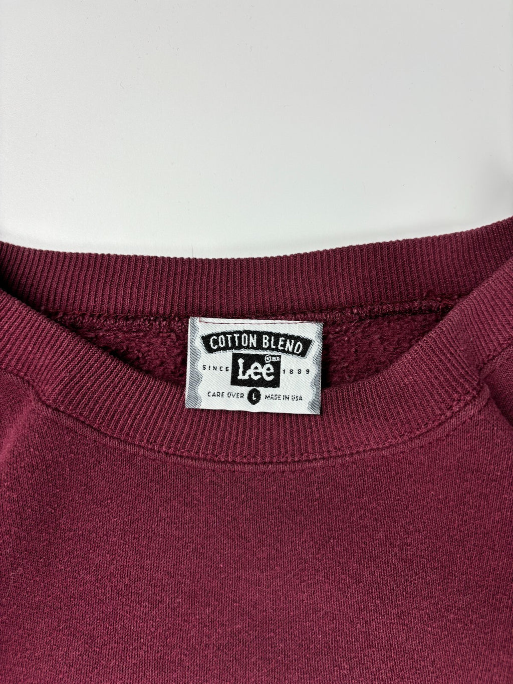 Vintage Alexandria Tigers Sweatshirt Animal Crewneck Embroidered Large Burgundy