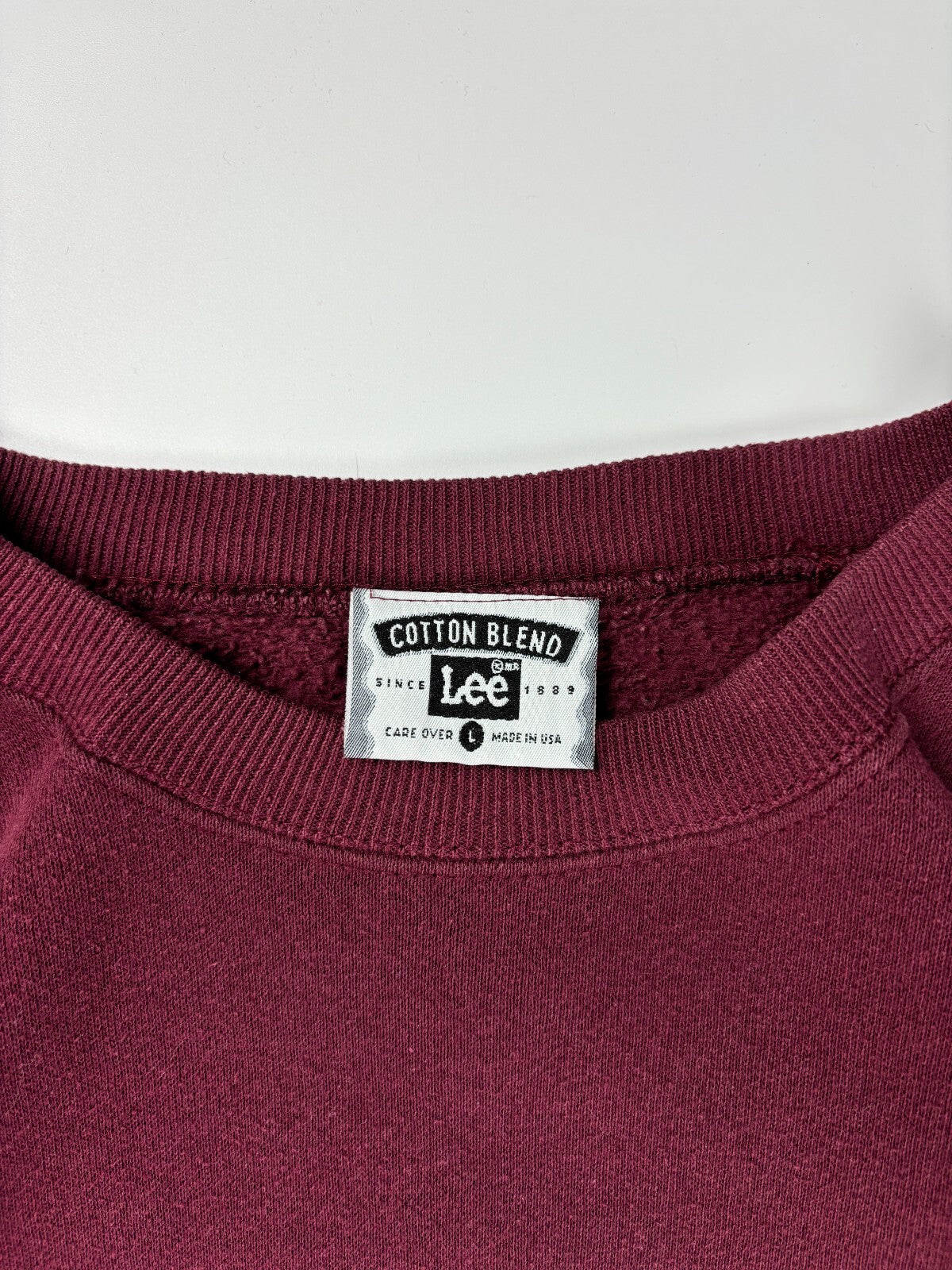 Vintage Alexandria Tigers Sweatshirt Animal Crewneck Embroidered Large Burgundy