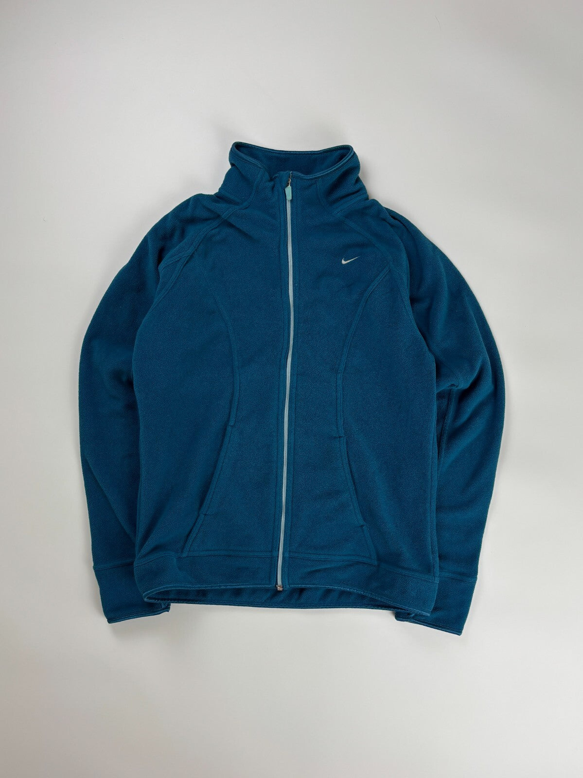 Vintage Women's Nike Sweater