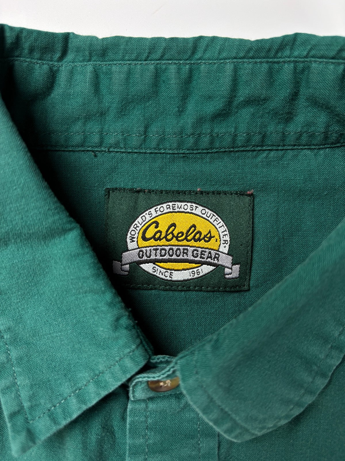 Vintage Cabelas Plain Cropped Button Up Shirt