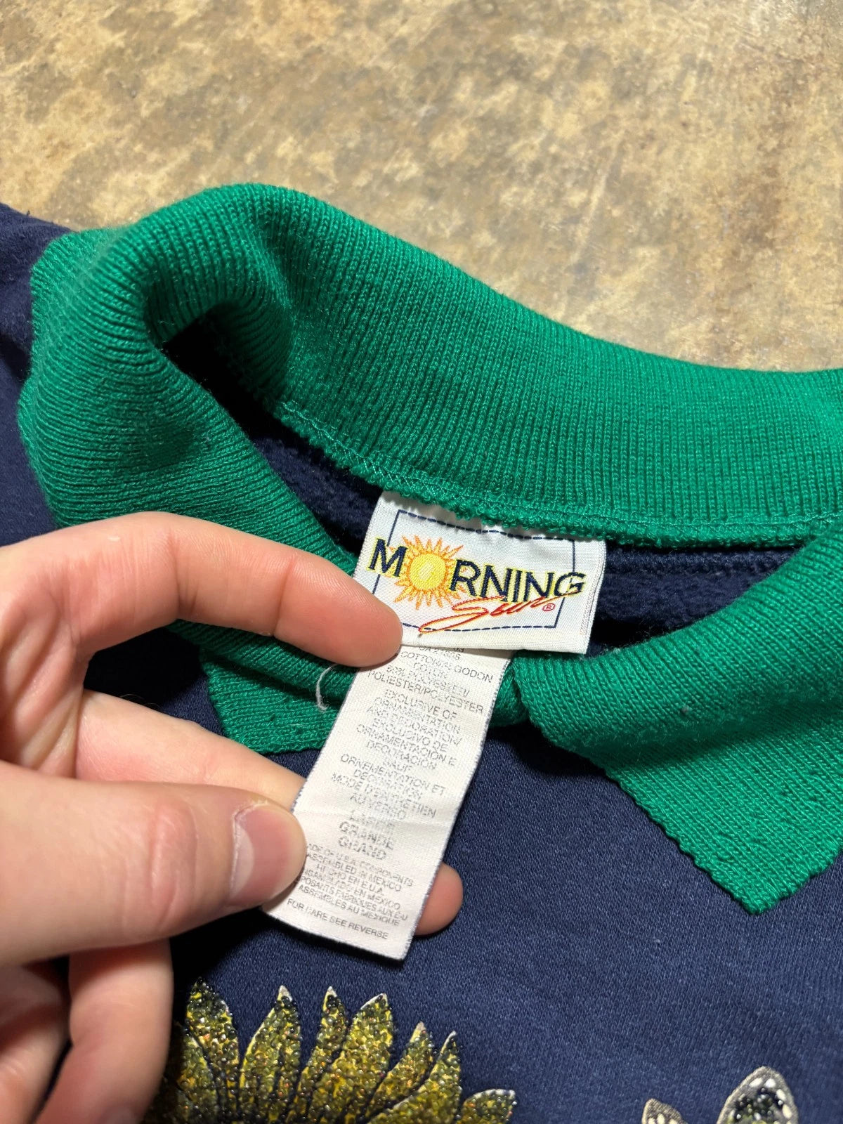 Vintage Sunflower Sweatshirt - Grandma Sweater - Size Large - Navy Blue