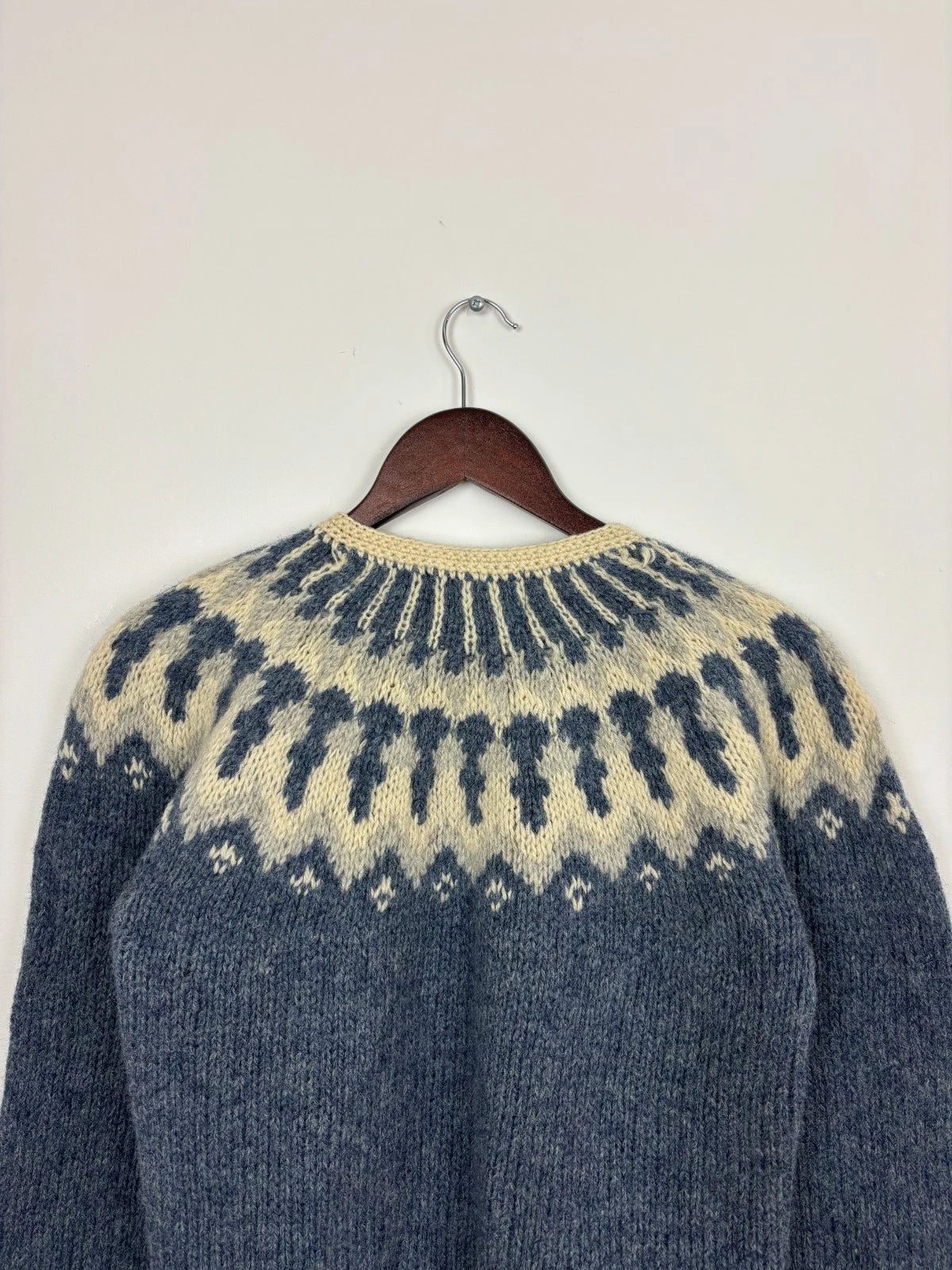 Vintage 1990s Blue Pure Wool Hand Knit Sweater - Size Small