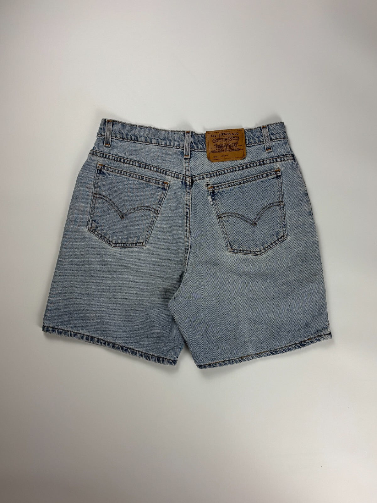 Vintage Levi's 950 Denim Shorts