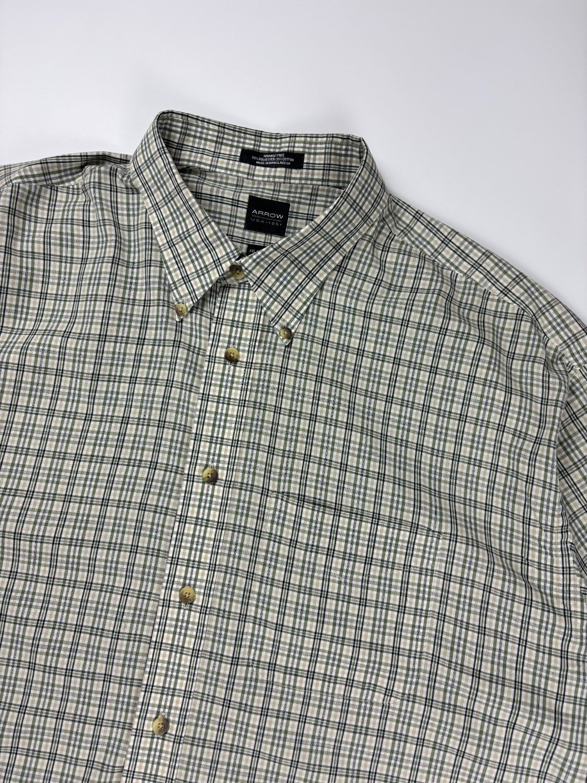 Vintage Arrow Plaid Cropped Button Up Shirt