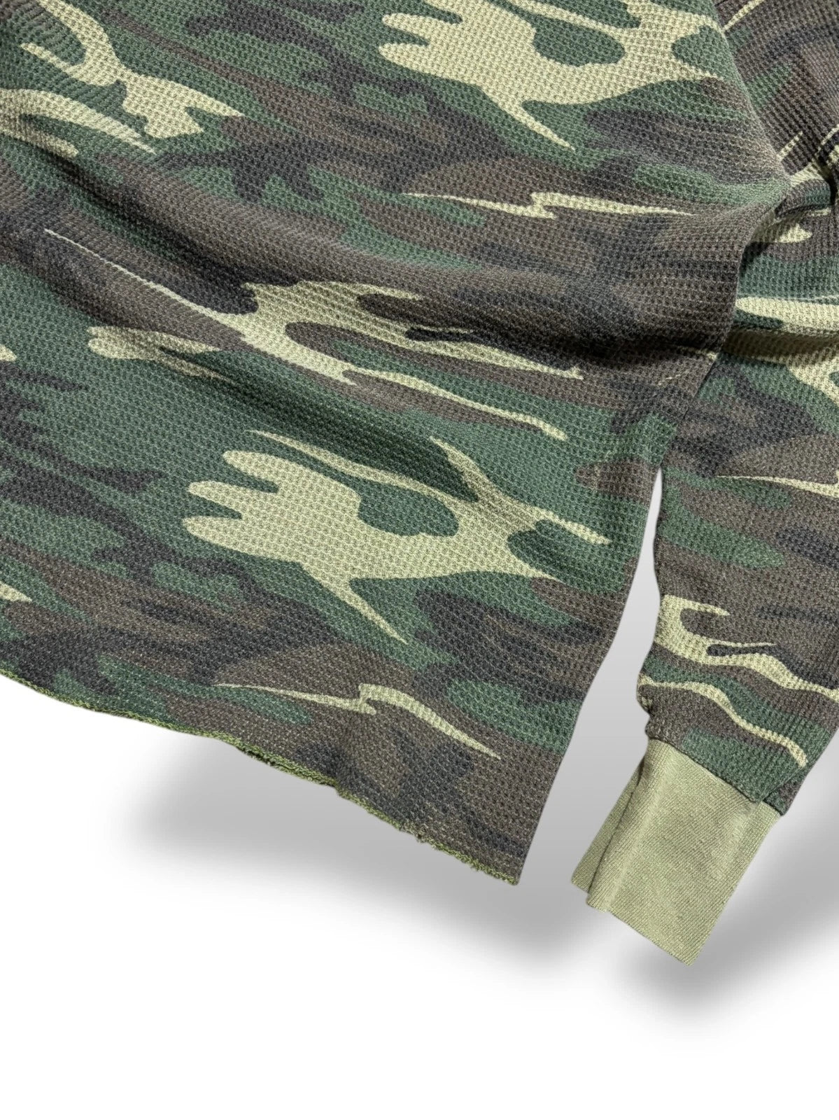 Vintage 1990s Camo Thermal Long Sleeve Shirt - Medium - Green Army