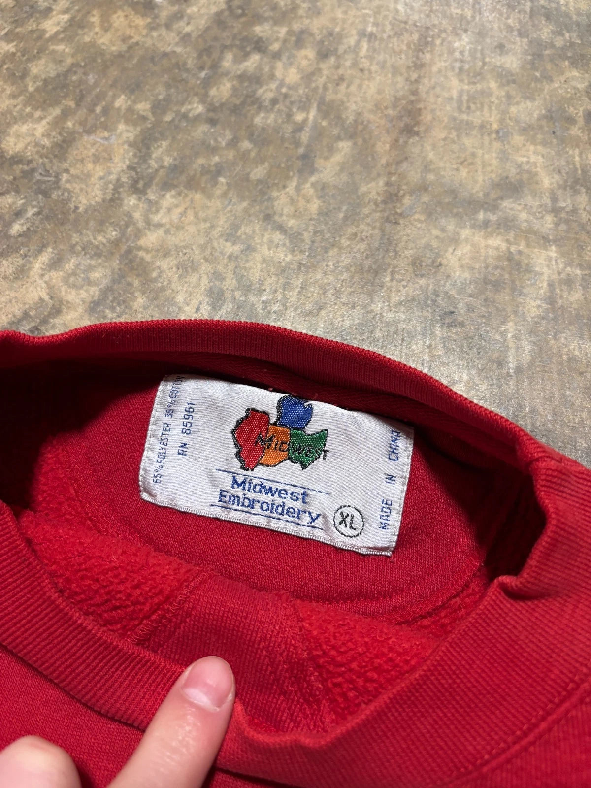 Vintage 1990s Wisconsin Badgers Sweatshirt - NCAA Collegiate Sweater - Size XL