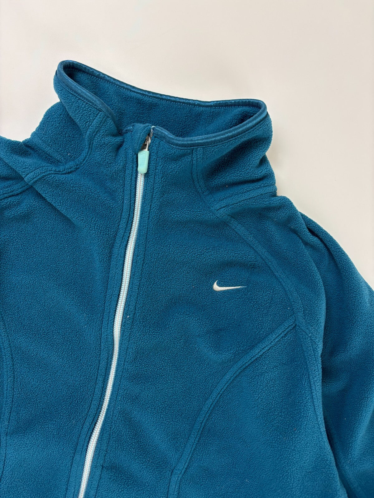 Vintage Women's Nike Sweater