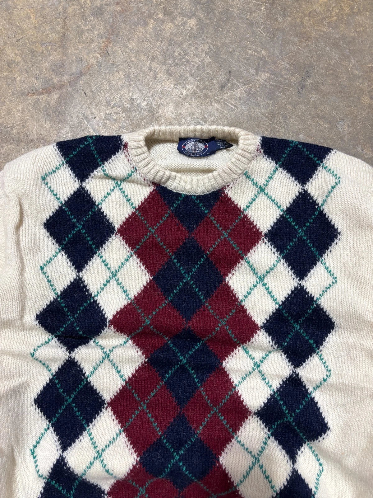 Vintage Diamond Pattern Wool Knit Sweater / Knights Bridge / Size Large / White
