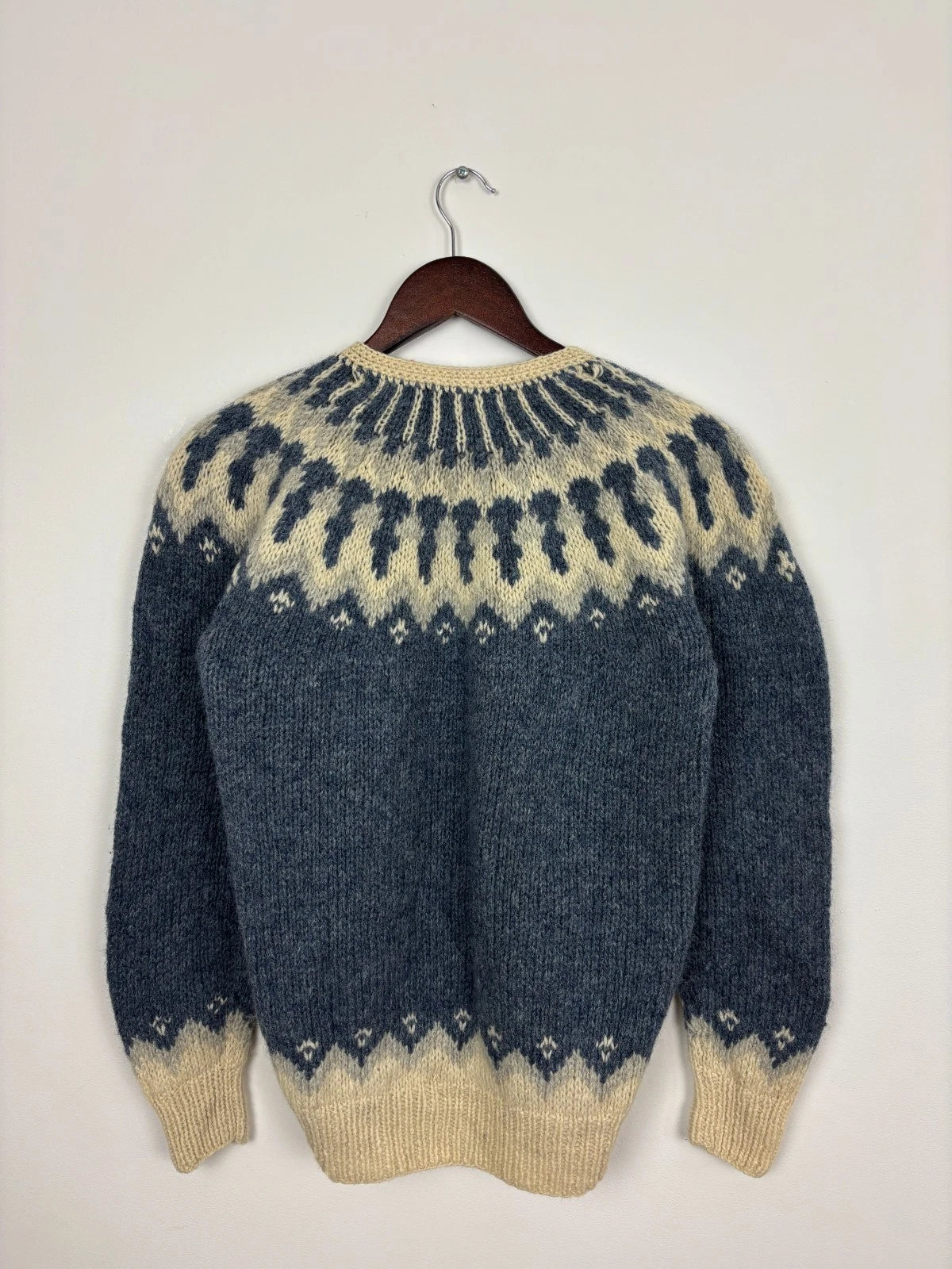 Vintage 1990s Blue Pure Wool Hand Knit Sweater - Size Small