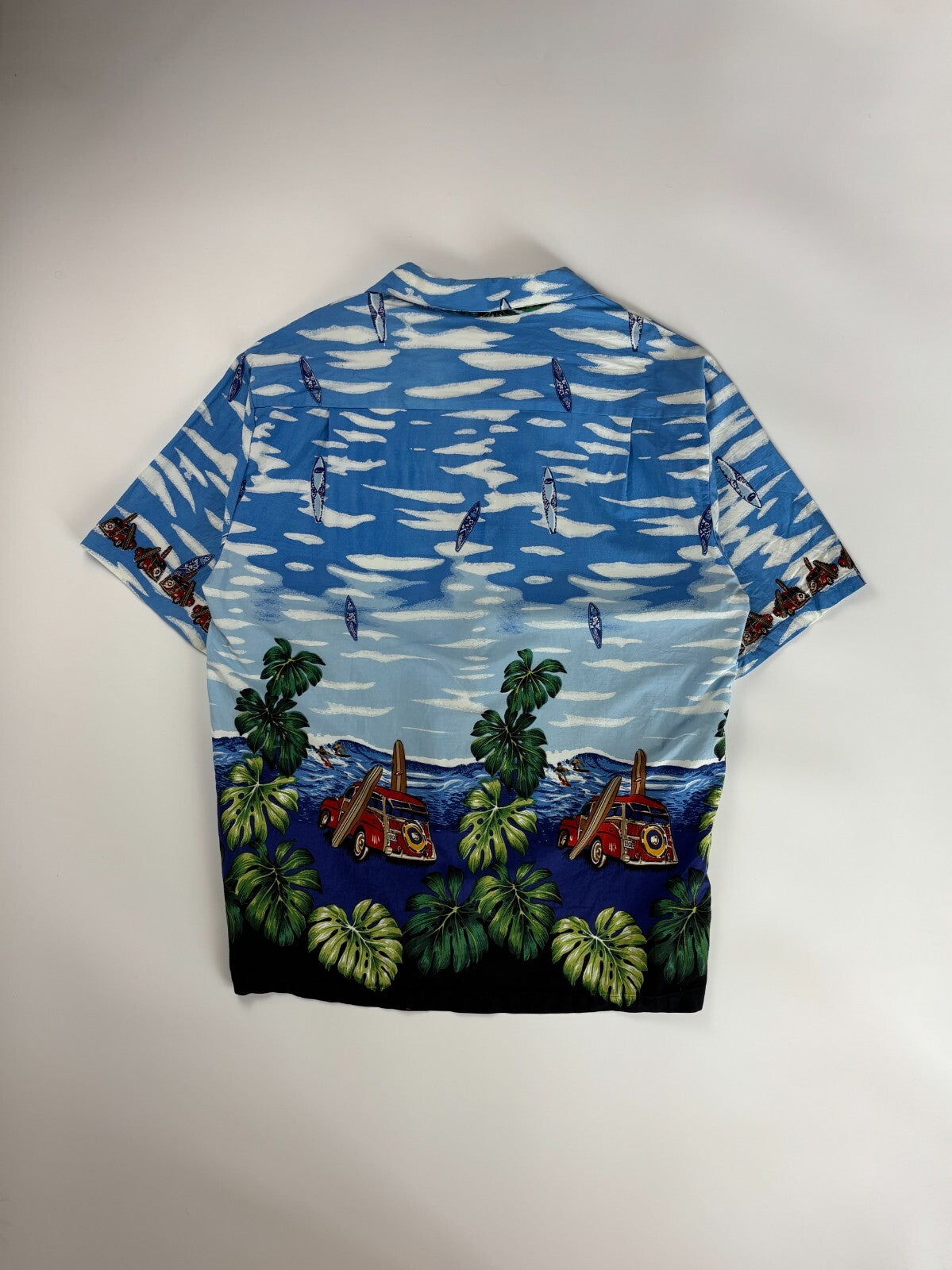 Vintage Classic Hawaiian Button Up Shirt