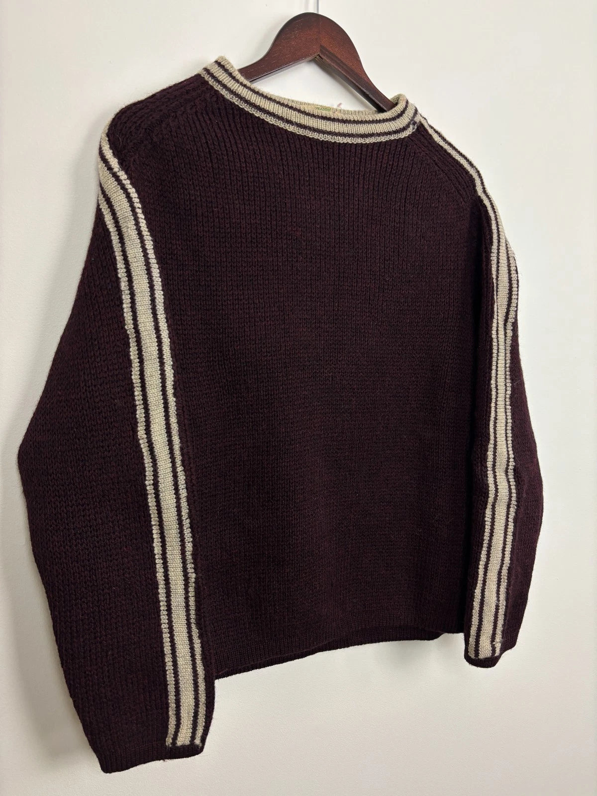 Vintage 1980s Maroon Cropped Italian Chunky Wool Knit Sweater - Size Medium
