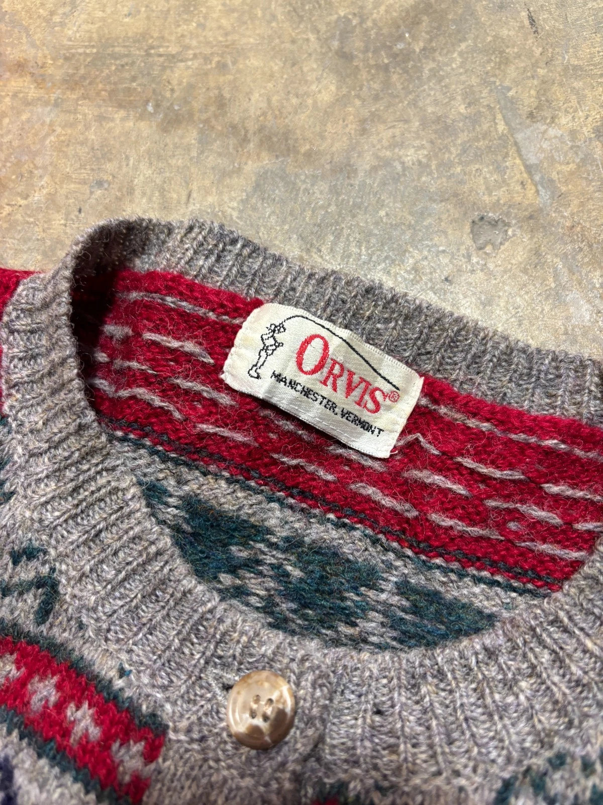 Vintage Orvis Wool Animal Cardigan Sweater / Size Medium / Red & Gray