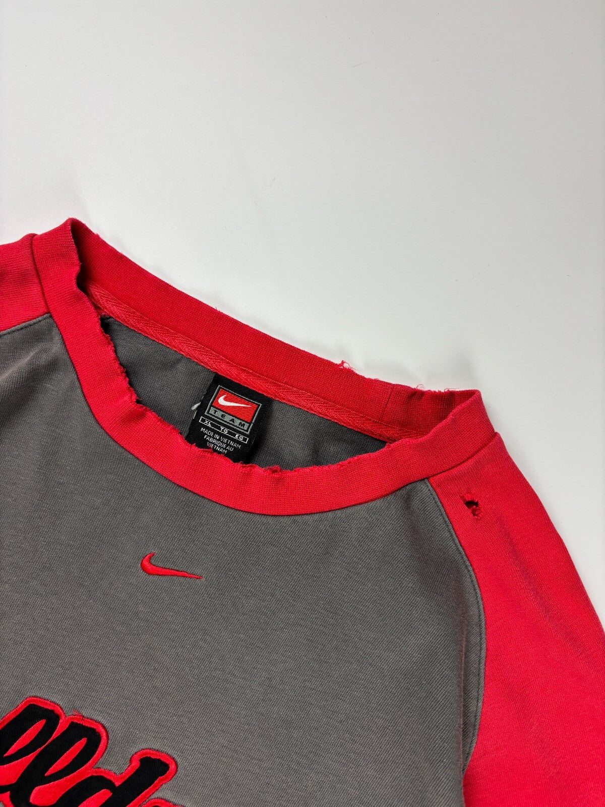 Vintage Nike Georgia Bulldogs Long Sleeve Shirt