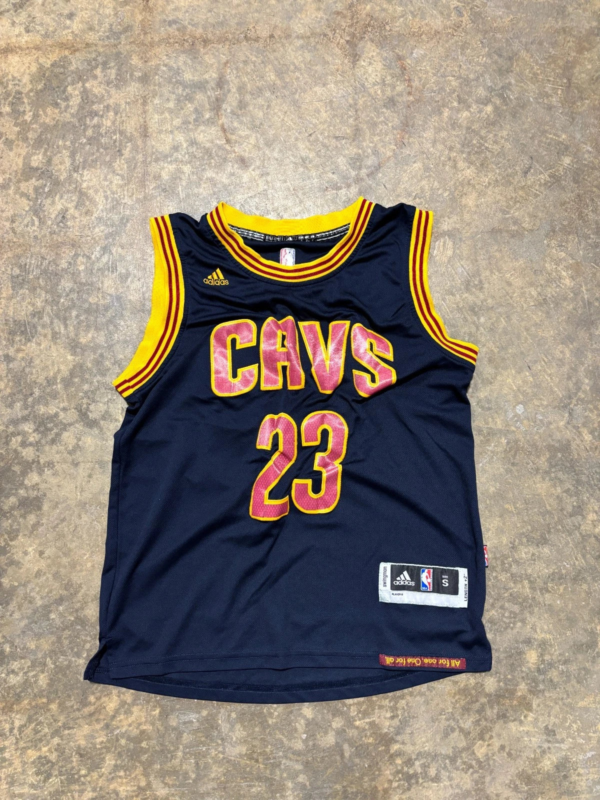 Vintage Cleveland Cavaliers Jersey / Lebron James #23 / NBA Adidas Blue / Small