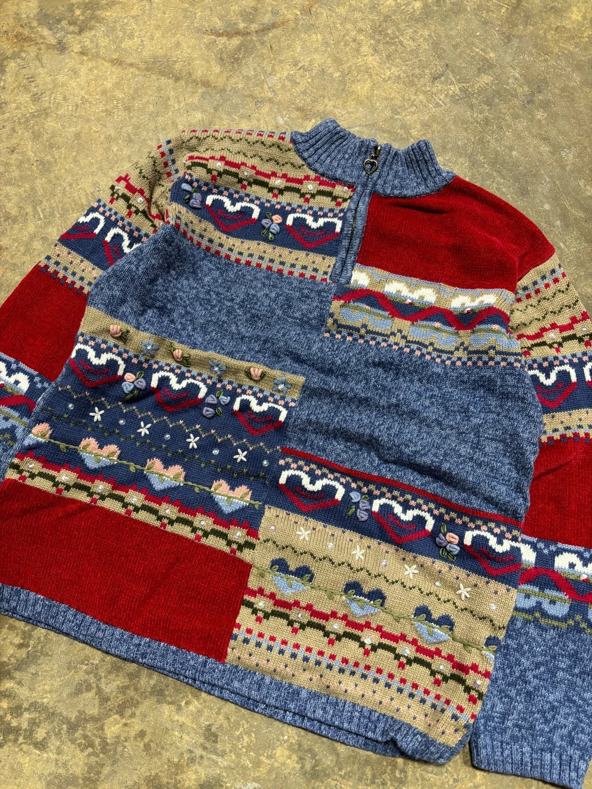 Vintage Heart Pattern Knit Sweater / Size Large / Blue & Red / Quarter Zip
