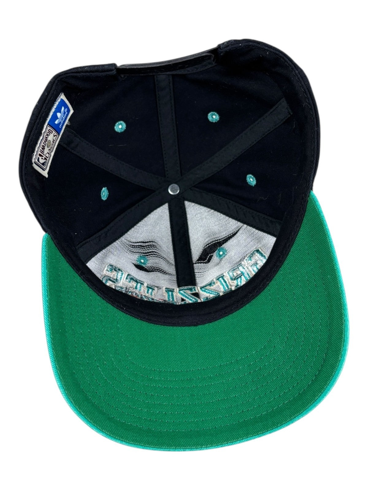 Vintage Adidas Vancouver Grizzlies Snapback Hat