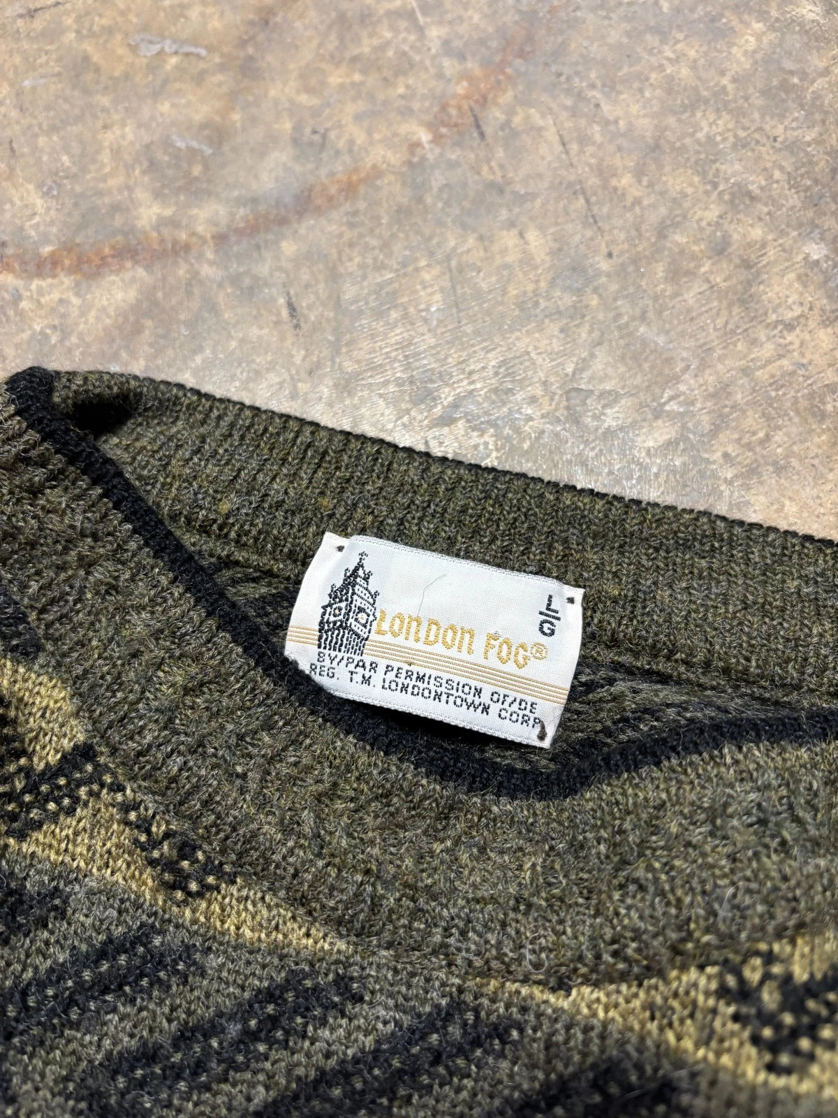 Vintage 1990s London Fog Wool Knit Sweater / Size Large / Green Earth Tones