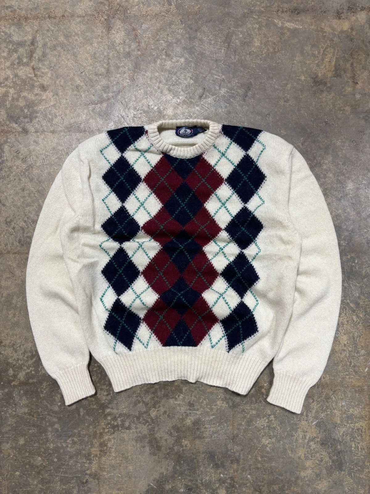 Vintage Diamond Pattern Wool Knit Sweater / Knights Bridge / Size Large / White