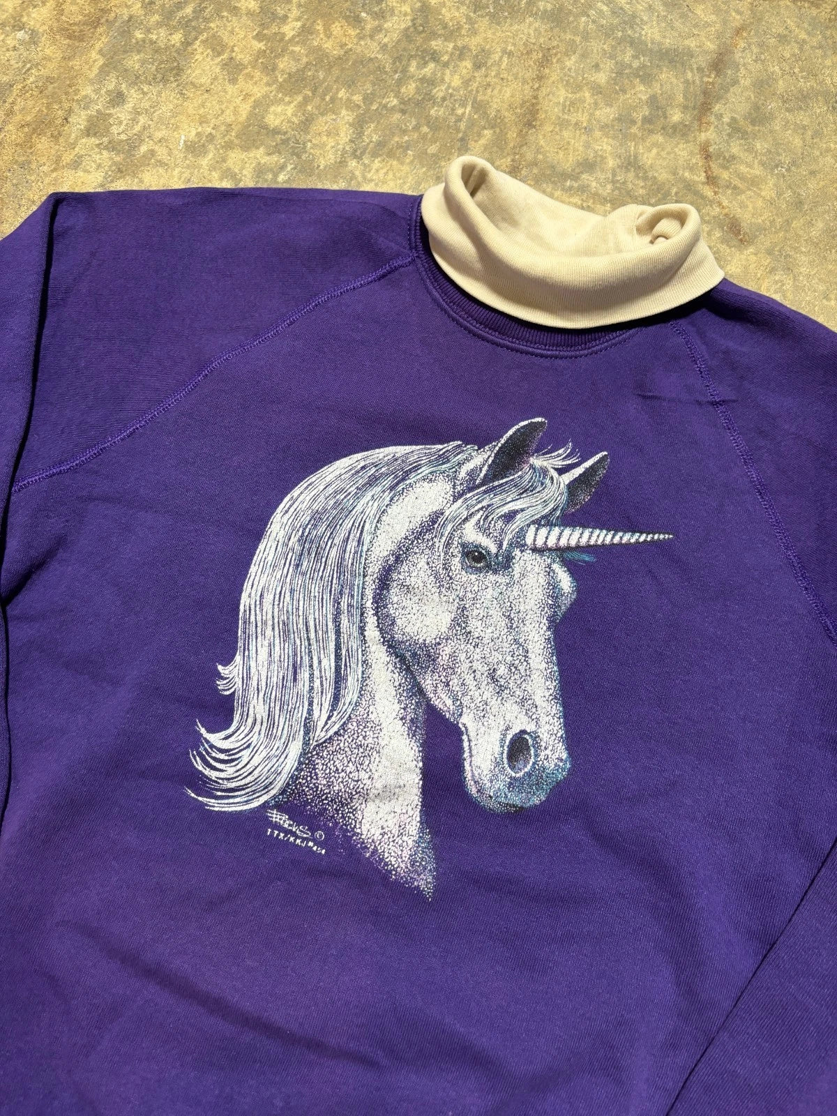 Vintage 1990s Unicorn Sweatshirt - Horse Graphic - Size Large - Purple