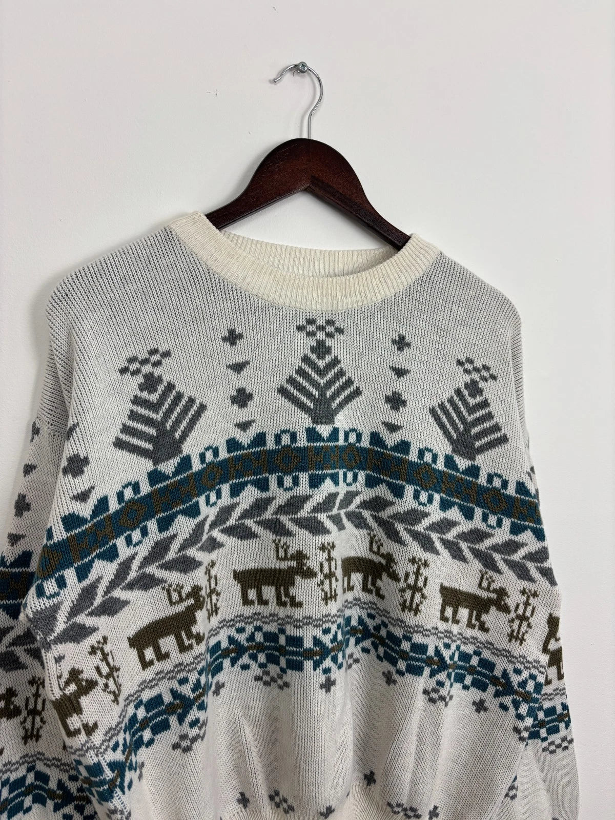 Vintage 1990s White Christmas Reindeer Knit Sweater - Size Small