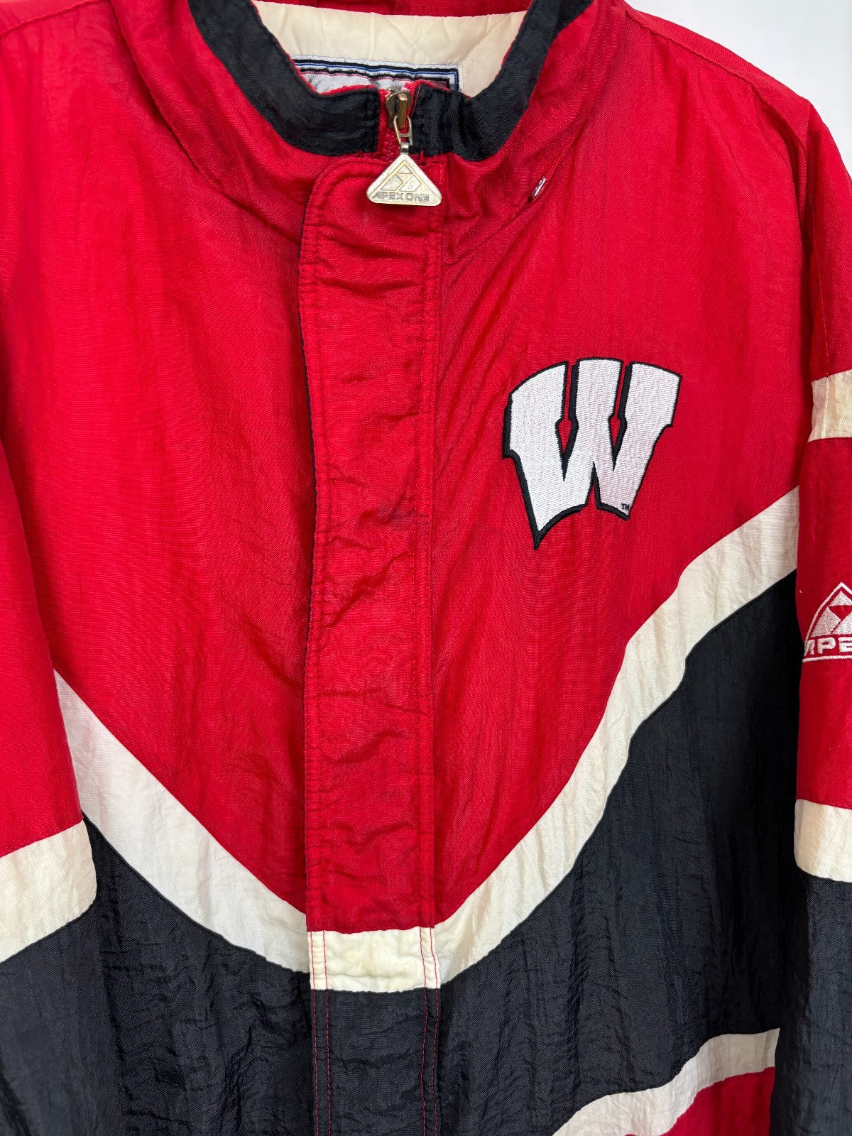1990s Vintage Apex Wisconsin Badgers Jacket