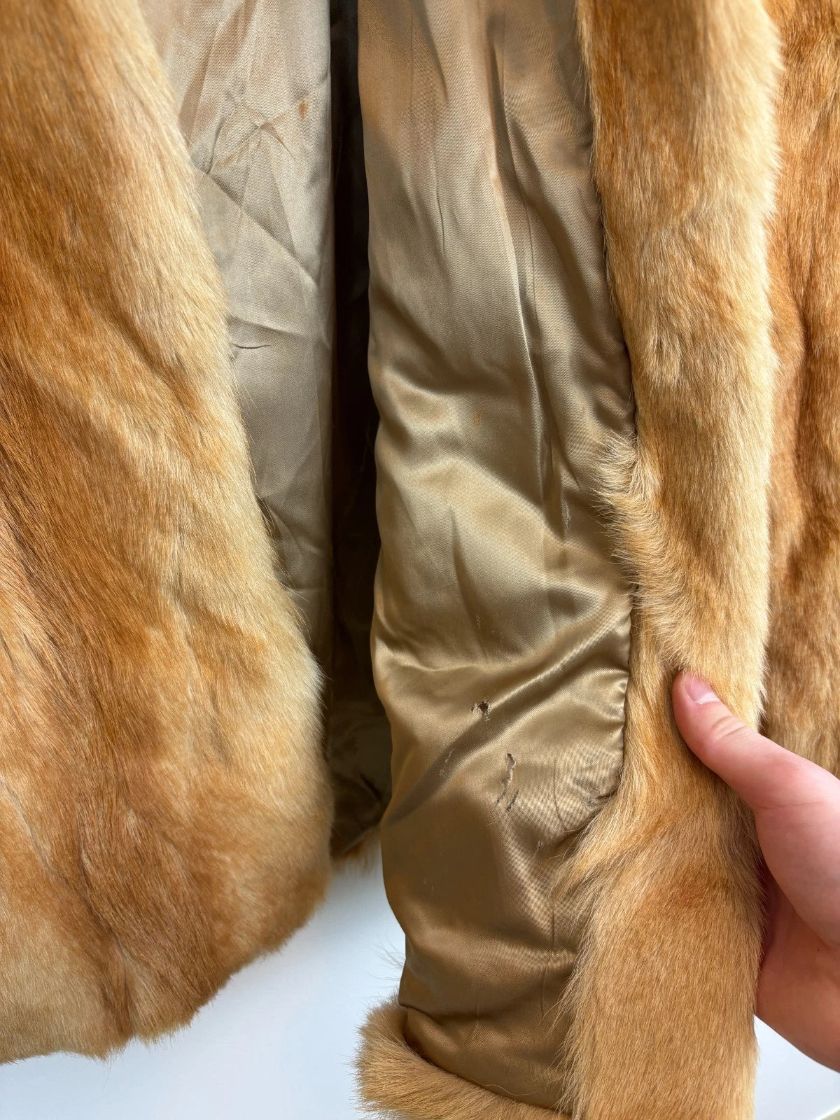 Vintage 1980s Real Fur Coat / Size 42 Medium / 100% Viscose / Orange Fur Coat