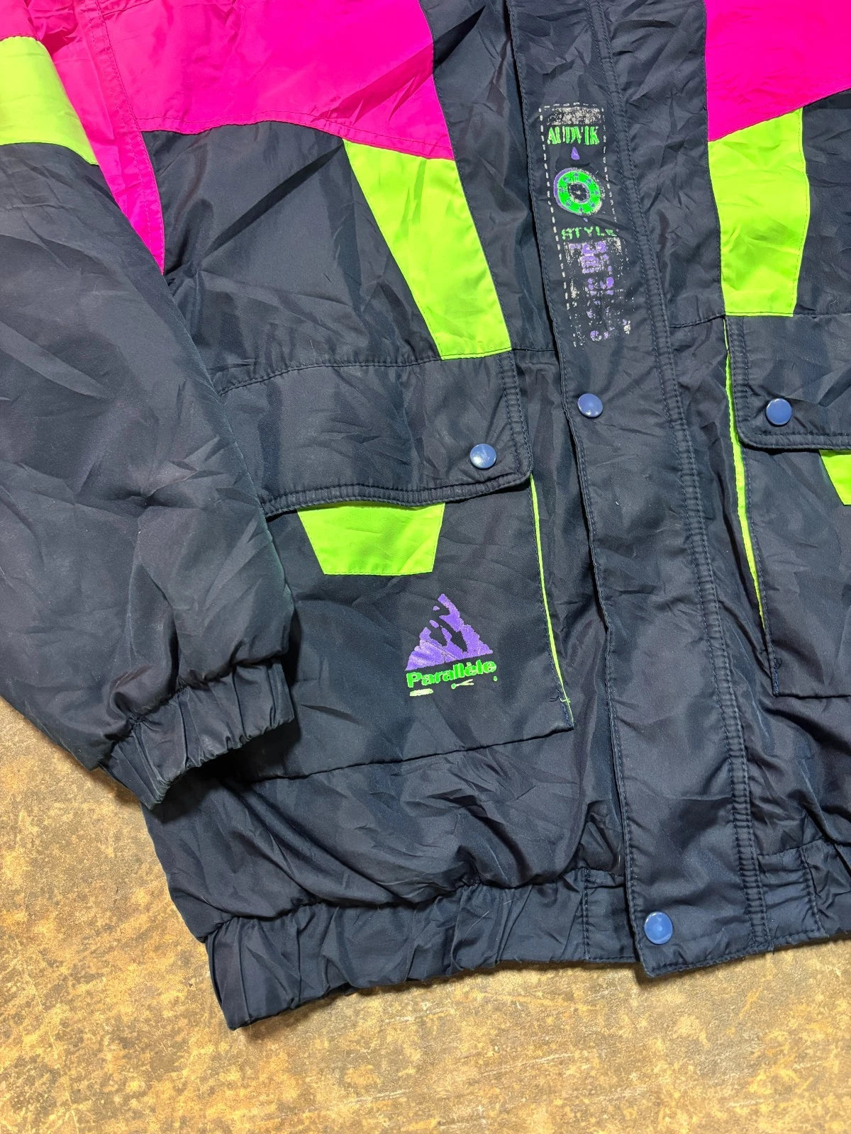 Vintage Parallele Winter Ski Jacket / Size Small / Navy Blue & Neon / Coat