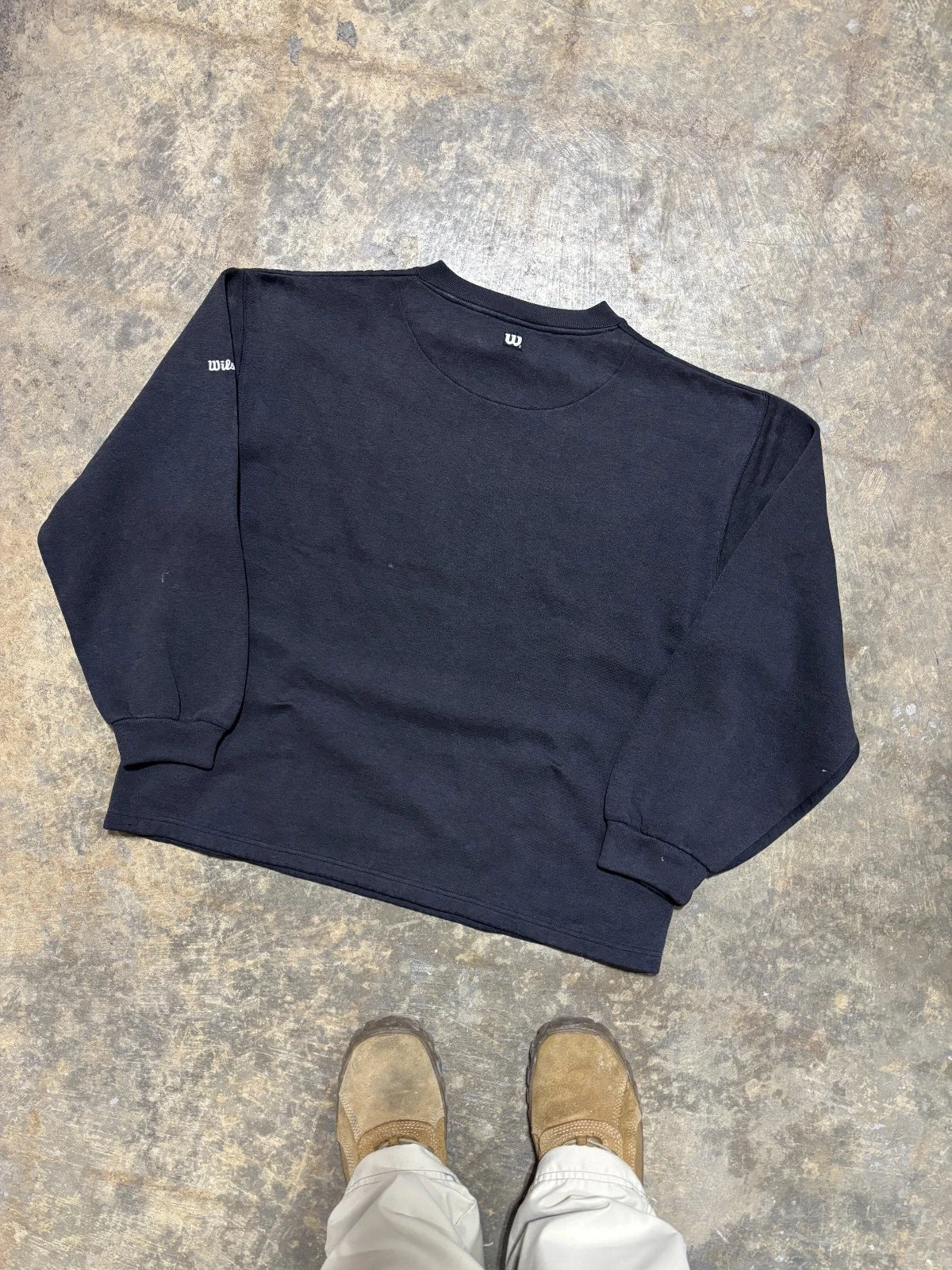 Vintage Wilson Spellout Graphic Sweatshirt - Size Large - Black