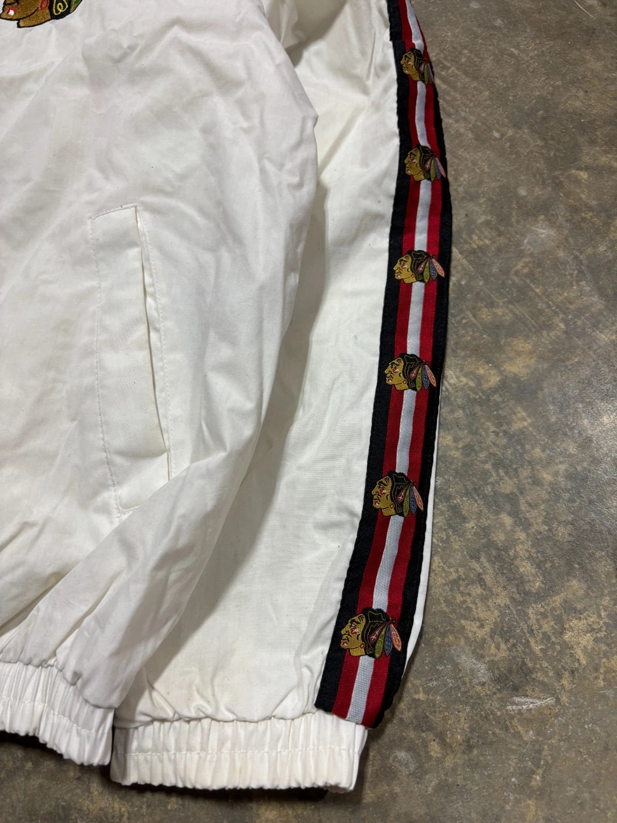 Vintage 1990s Chicago Blackhawks Jacket / Pro Player Zip Up / NHL Hockey / White